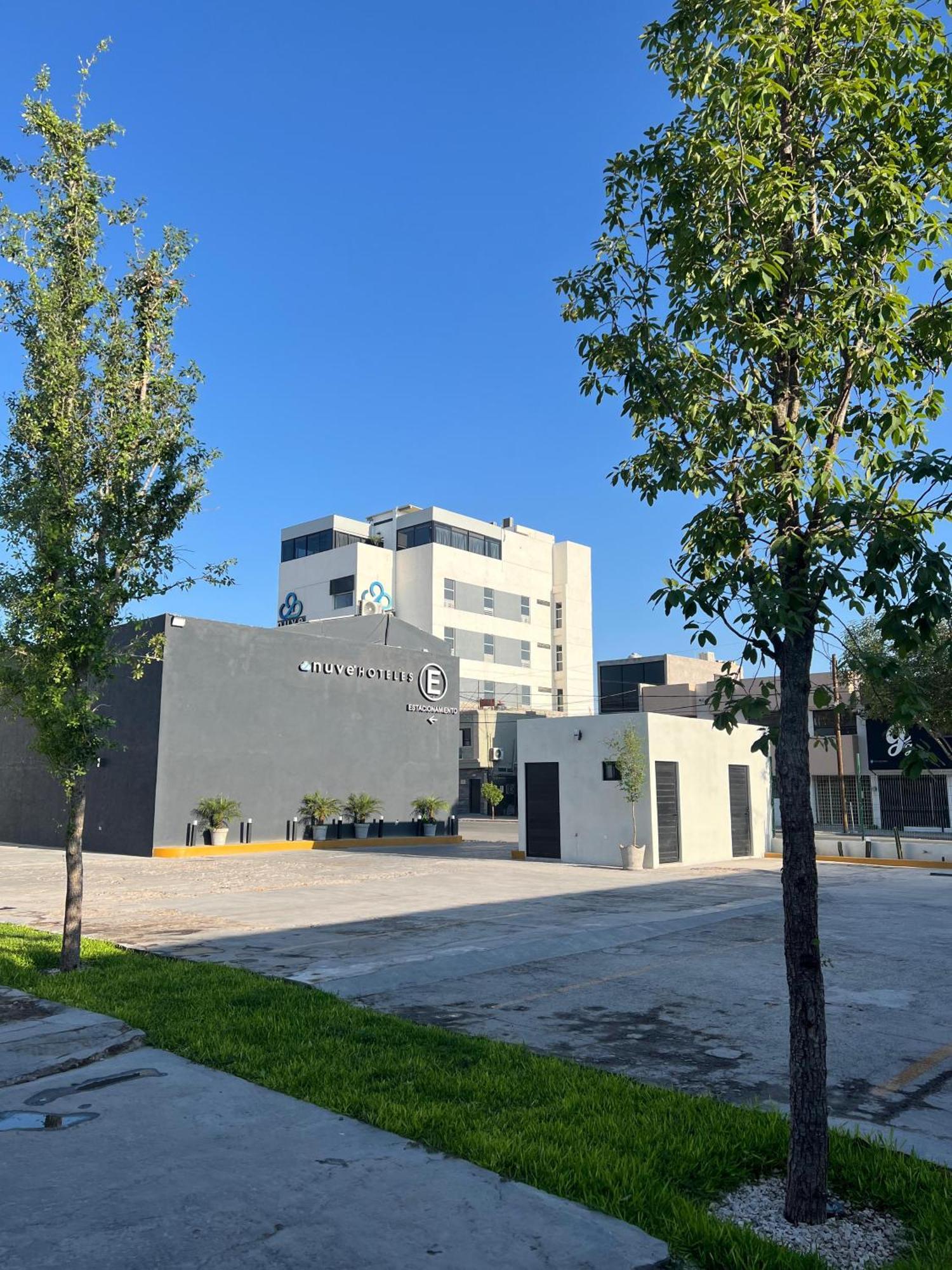 Hotel Nuve Torreón Exterior foto